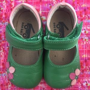 See Kai Run Macie Jo (Green) size 6T (EU size 22)